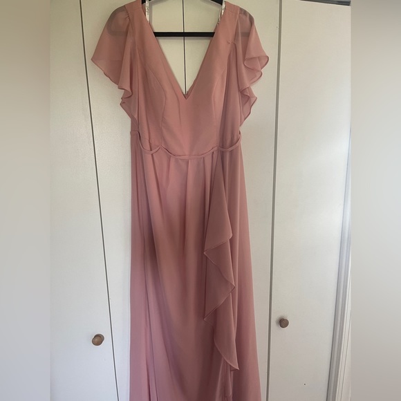 David’s Bridal flutter sleeve bridesmaid dress with cascade - Picture 5 of 5